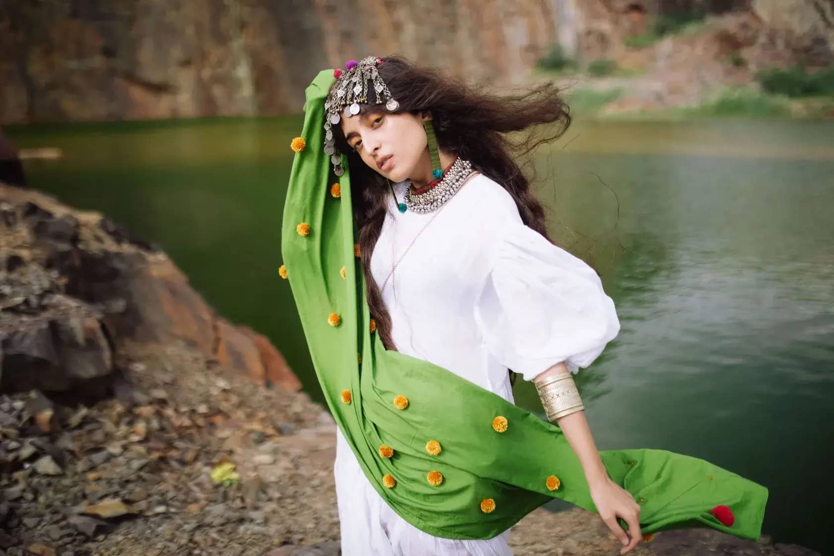 model-female-in-white-green-tradition-indian-attire